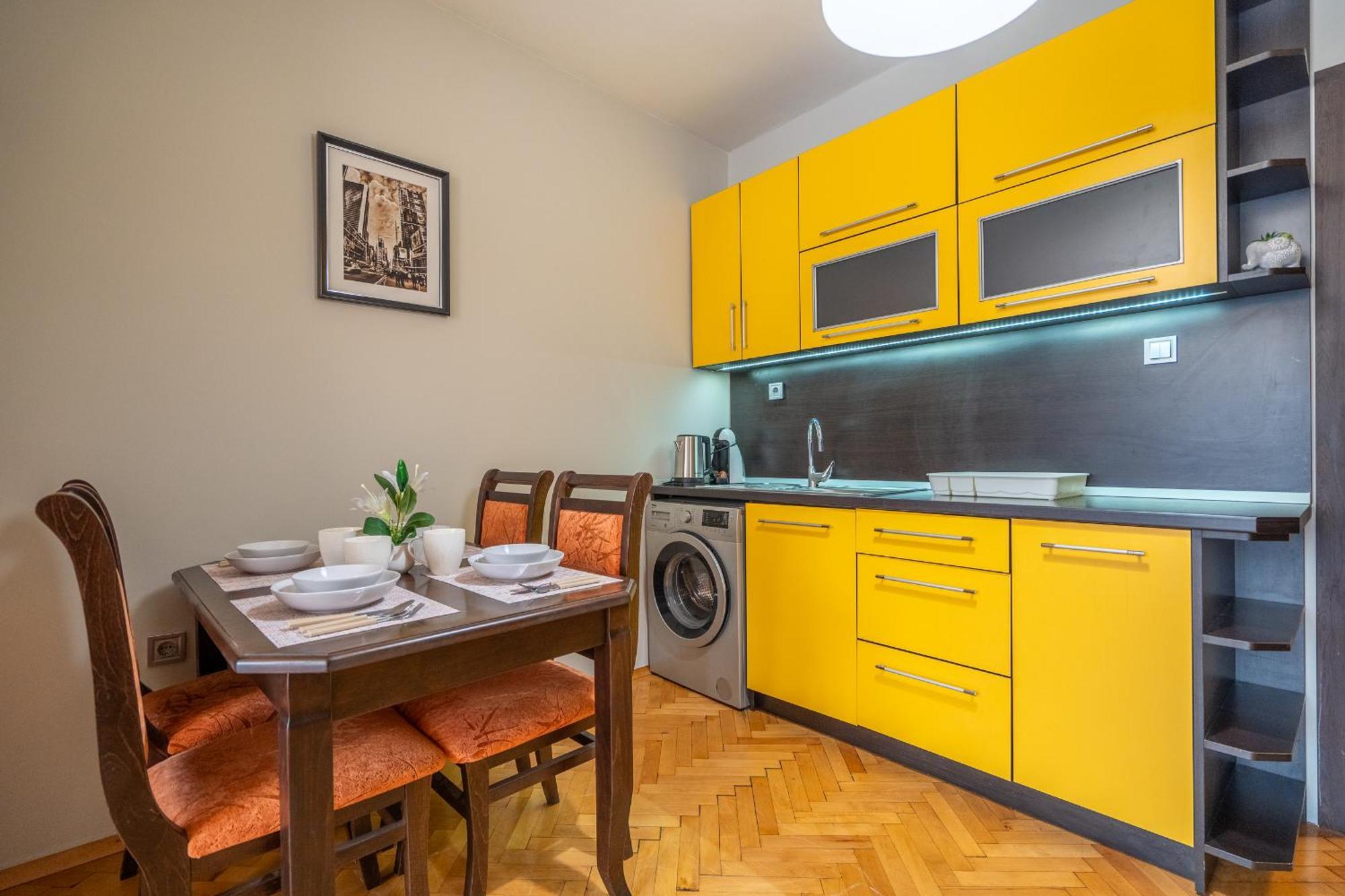 Pirotska 2-Bedroom 100M2 Apartment In Sofia Center Eksteriør bilde